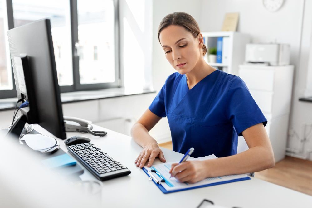 medical scribe vs clinical assistant